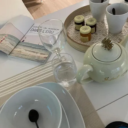 Grand Hyper Centre Avec Balcon Refait Mars 2025 *